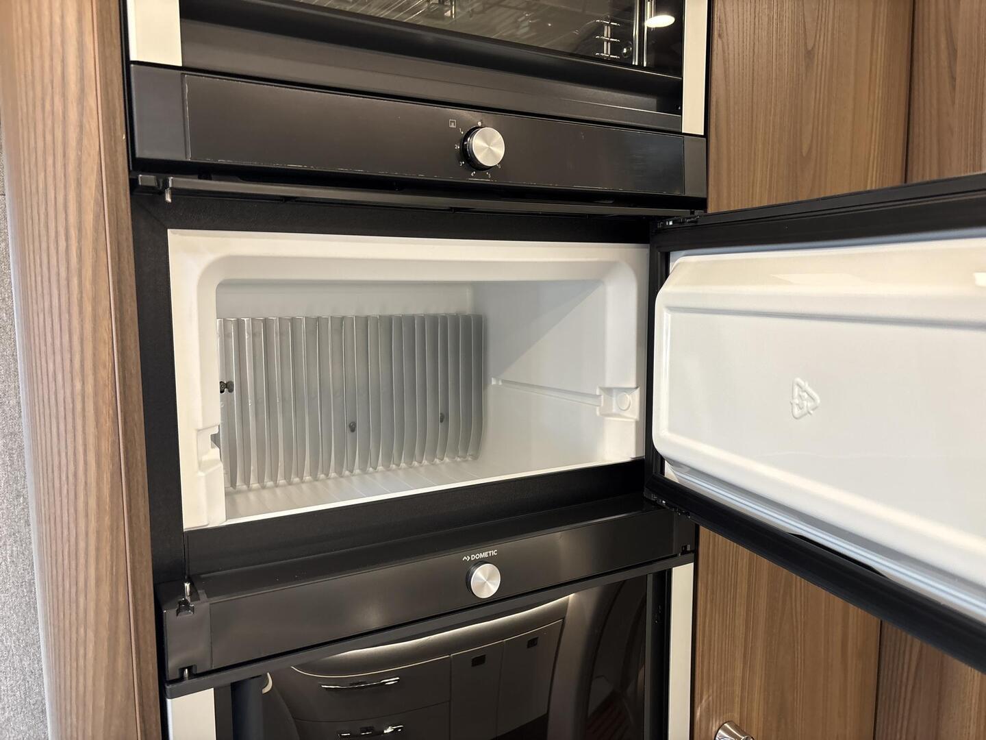HYMER BML-I 880 2025