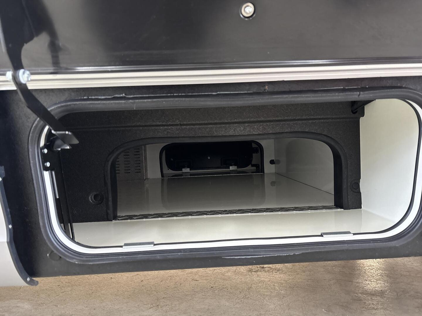 HYMER BML-I 880 2025
