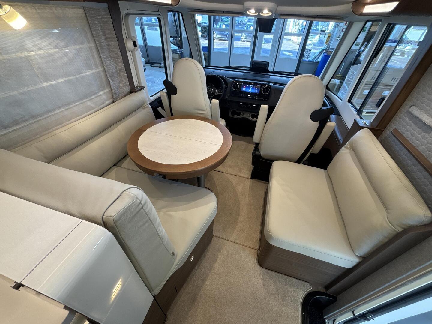 HYMER BML-I 880 2025