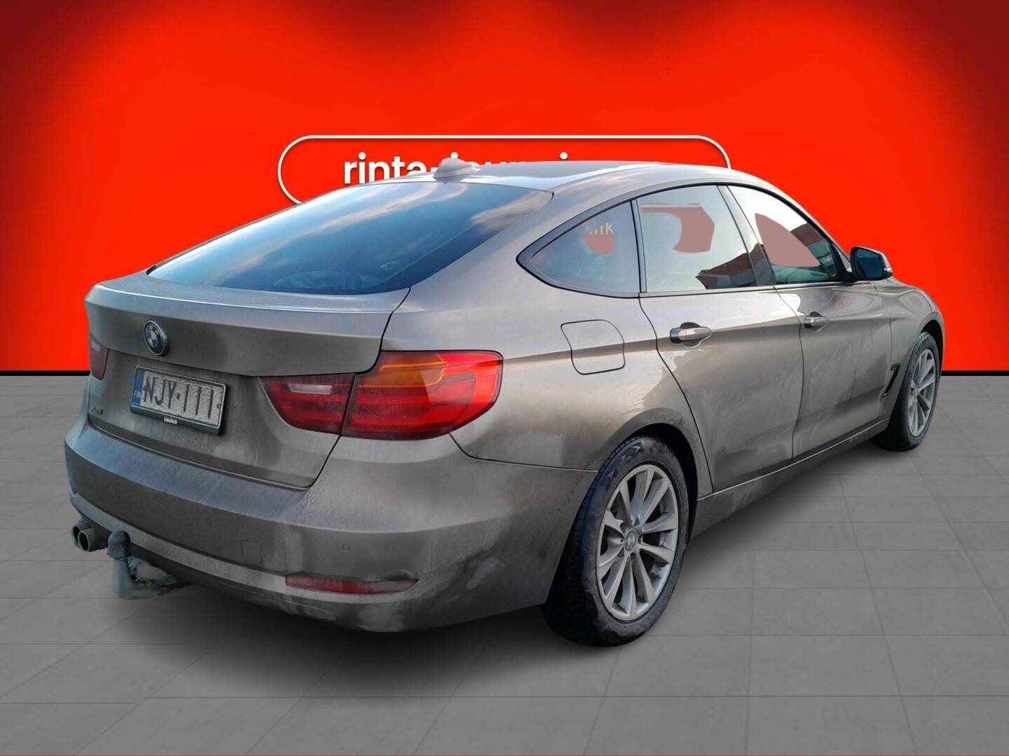 BMW 320 Gran Turismo 2016