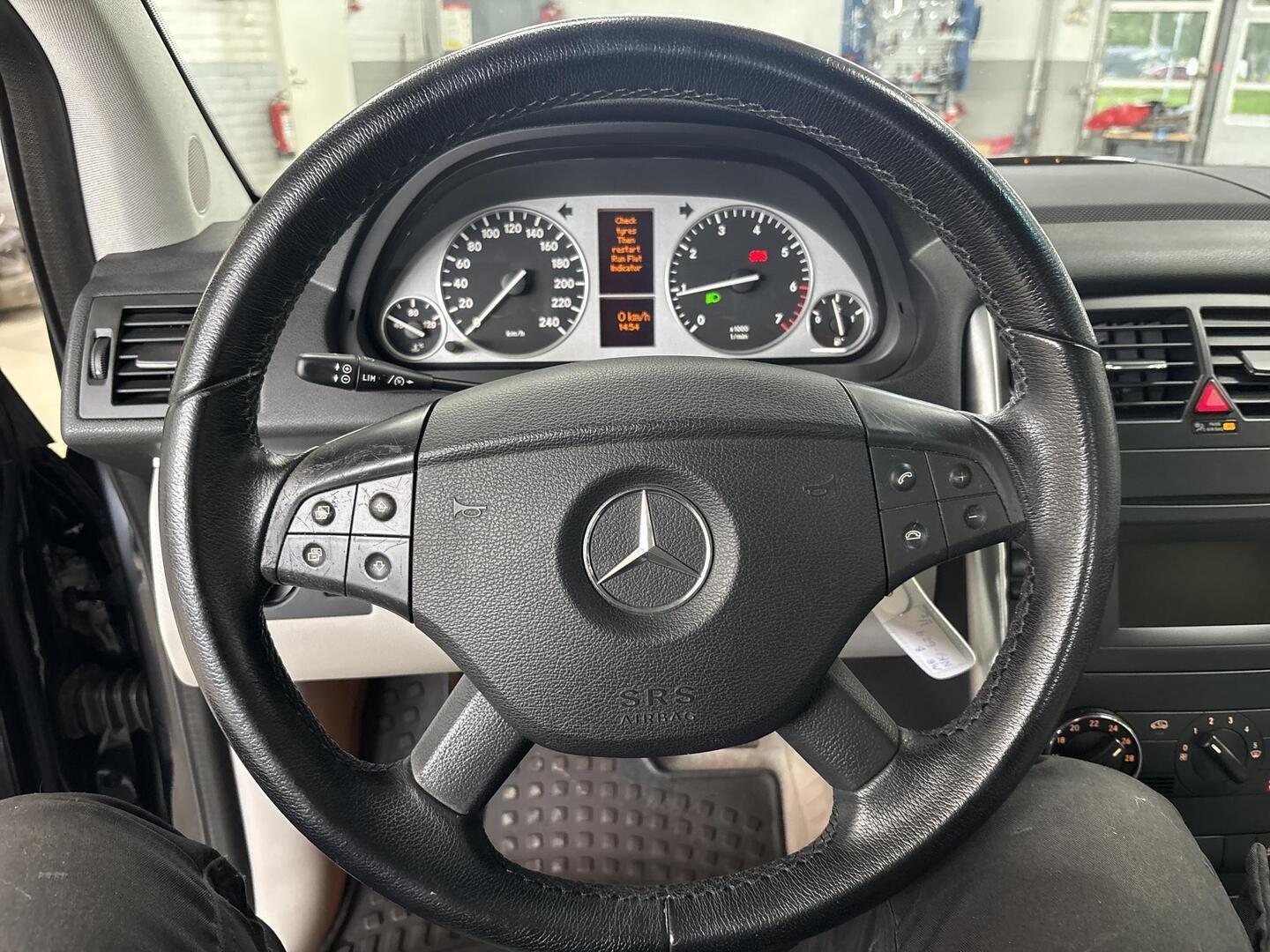 MERCEDES-BENZ B 2008