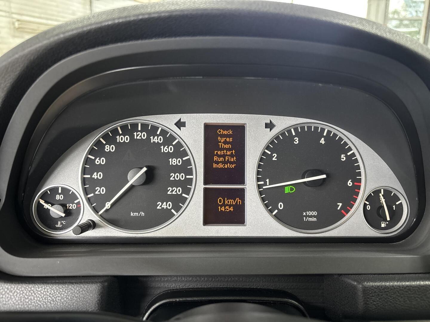 MERCEDES-BENZ B 2008