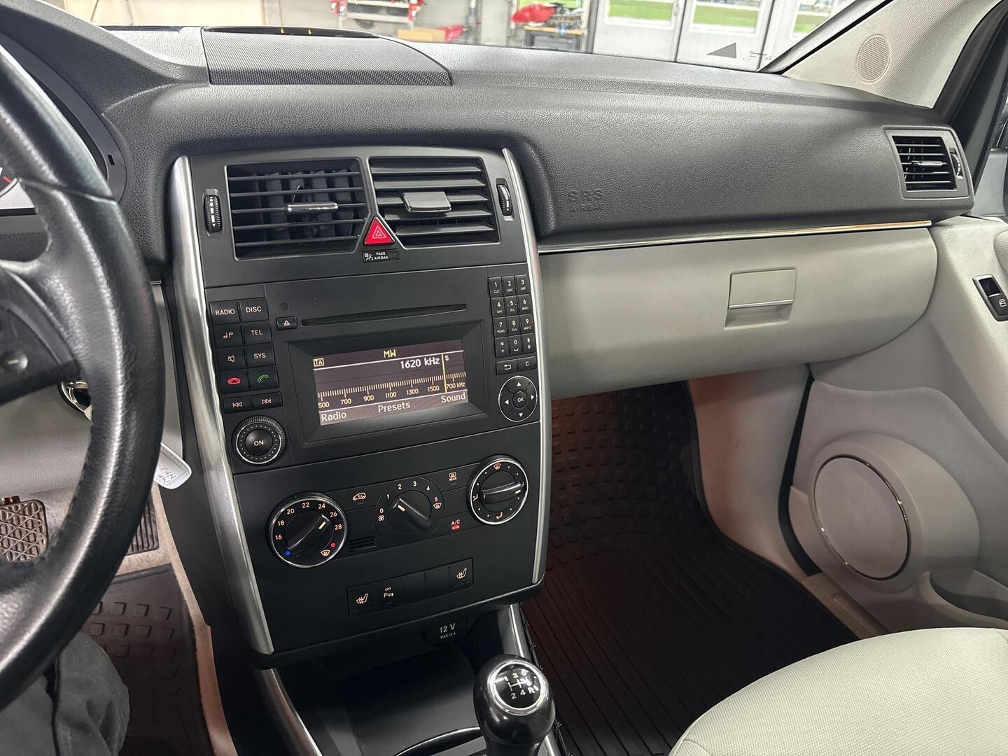 MERCEDES-BENZ B 2008