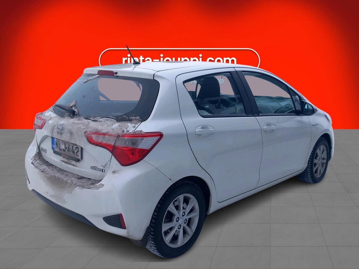 TOYOTA Yaris 2019