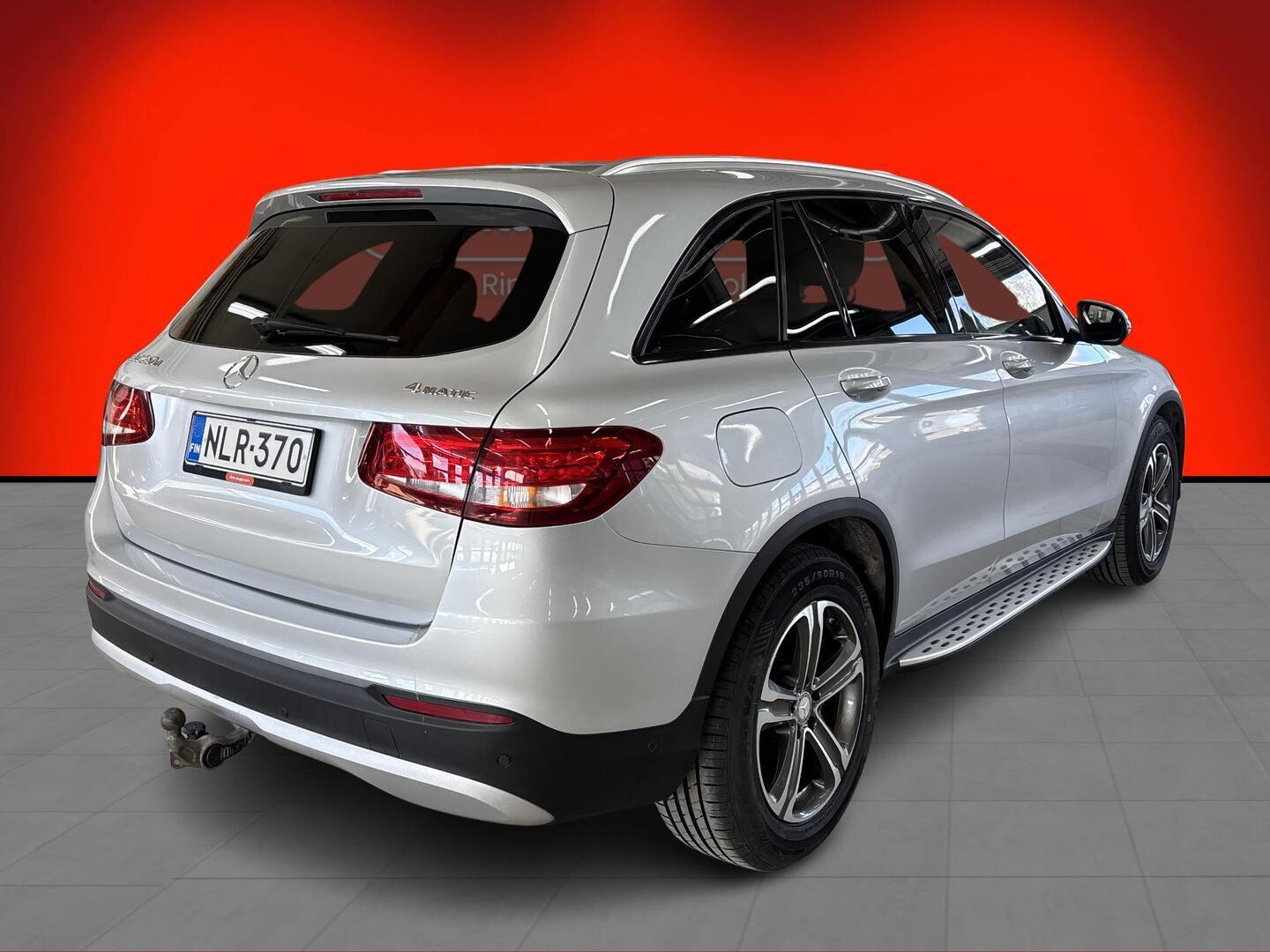 MERCEDES-BENZ GLC 2015