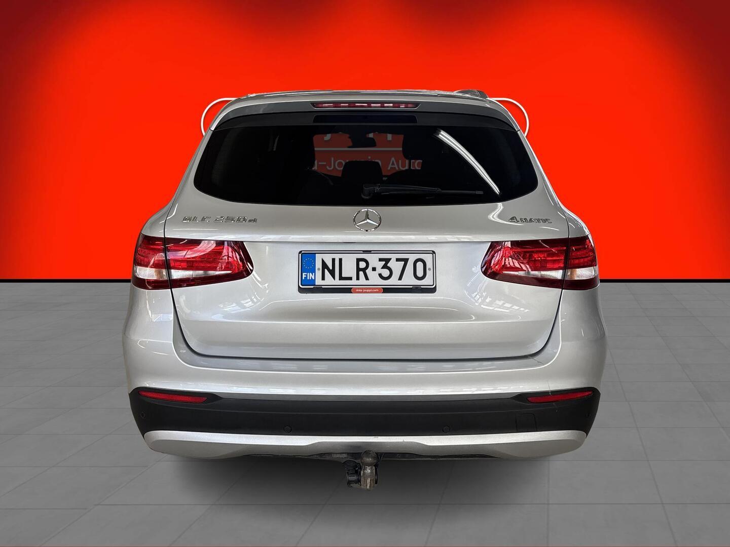MERCEDES-BENZ GLC 2015