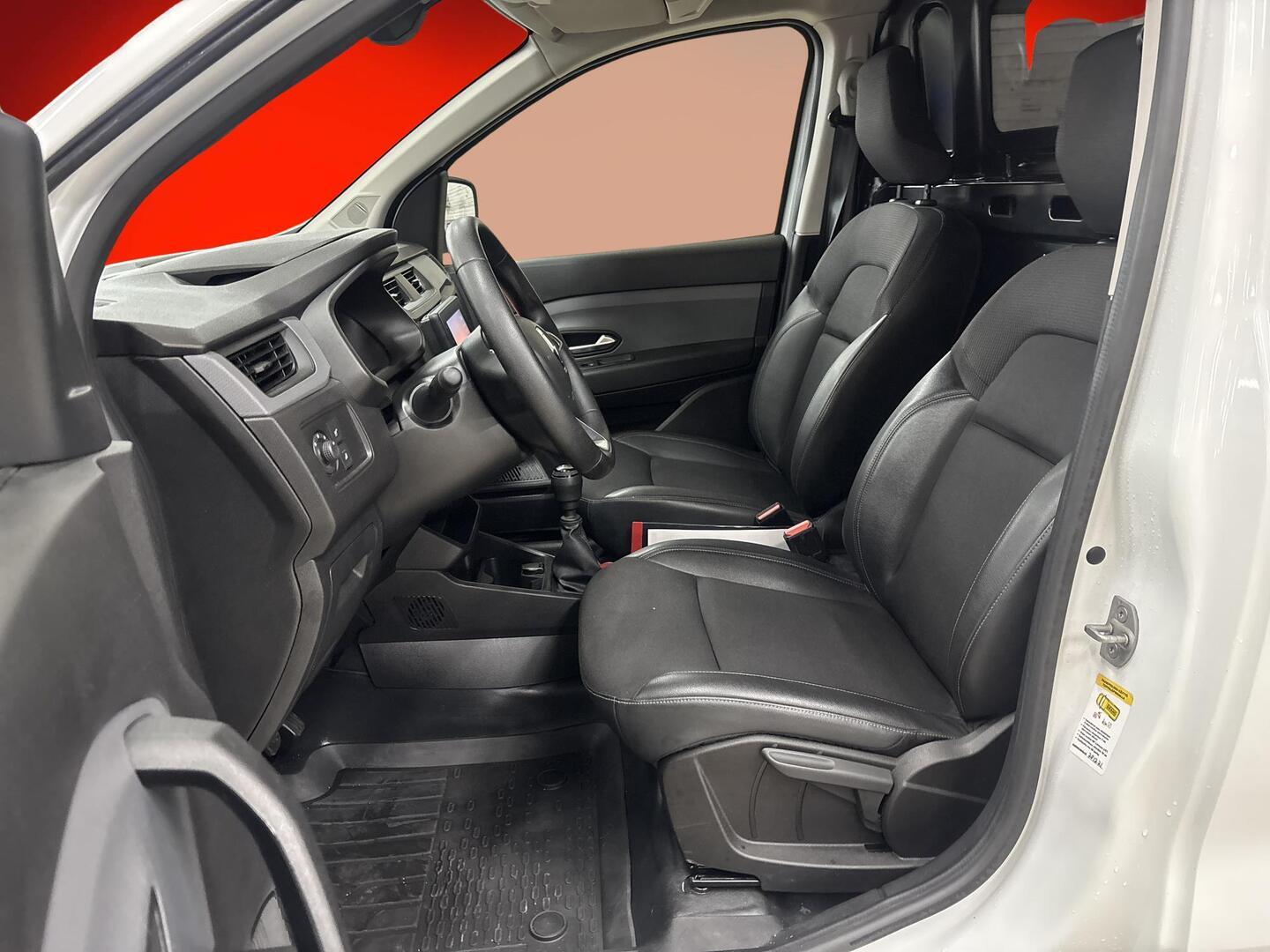 RENAULT Express 2022