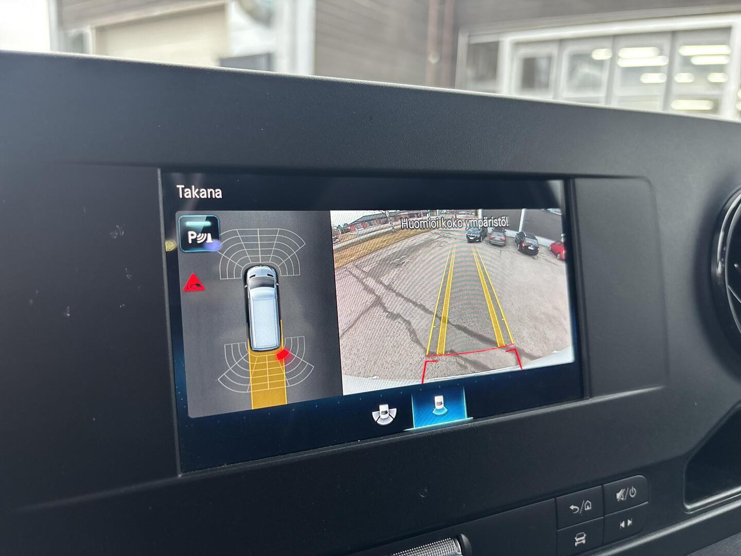 MERCEDES-BENZ Sprinter 2023