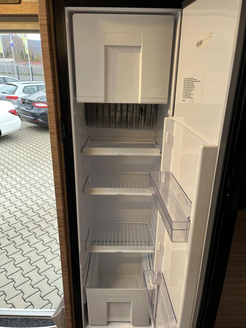 WEINSBERG CARACORE 700 2024