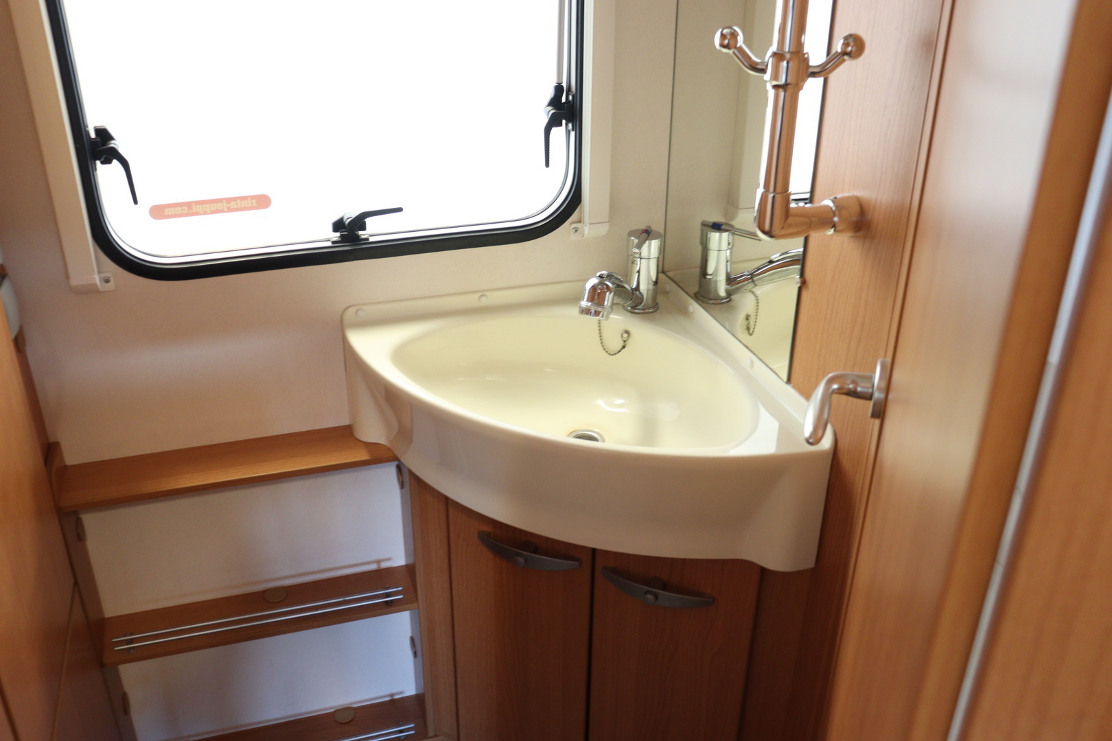 KNAUS SPORT TRAVELLER 500D 2009