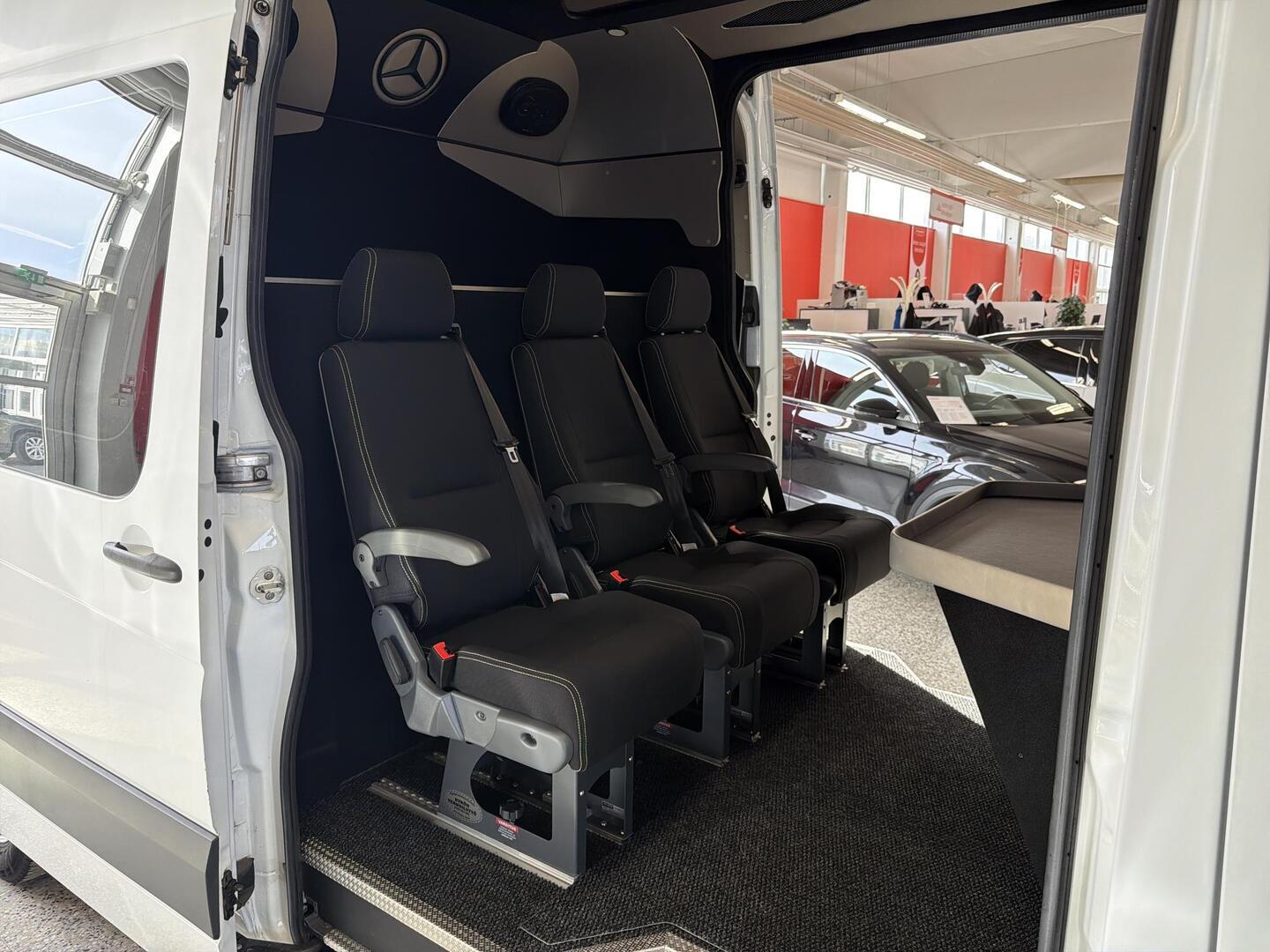 MERCEDES-BENZ Sprinter 2012