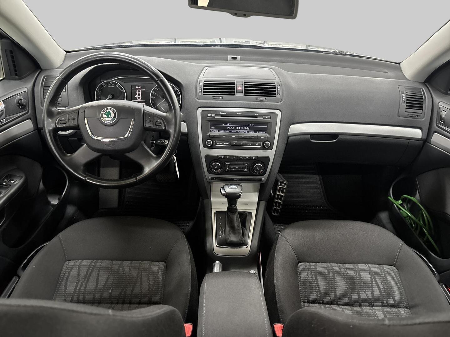 SKODA Octavia 2013