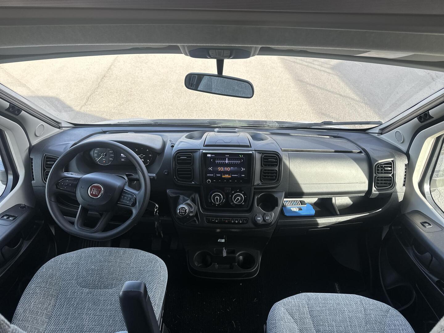 DETHLEFFS JUST T 7052 EBL 2023