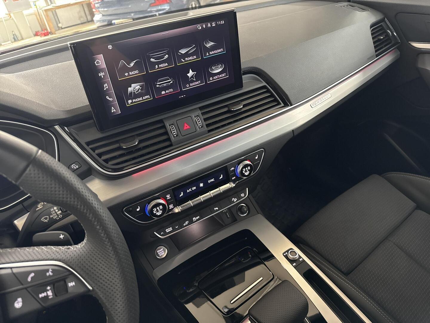 AUDI Q5 2024