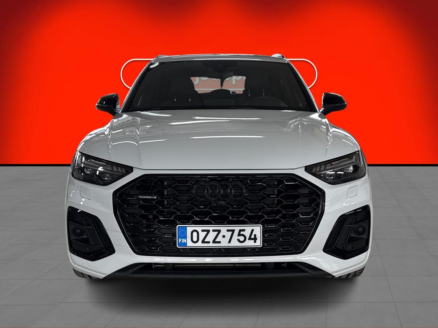 AUDI Q5 2024