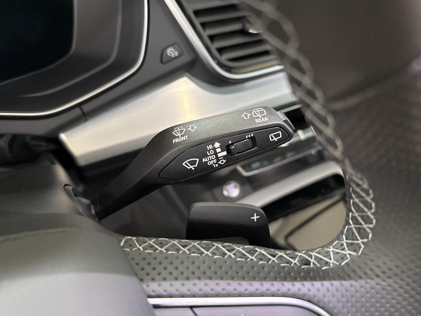 AUDI Q5 2024