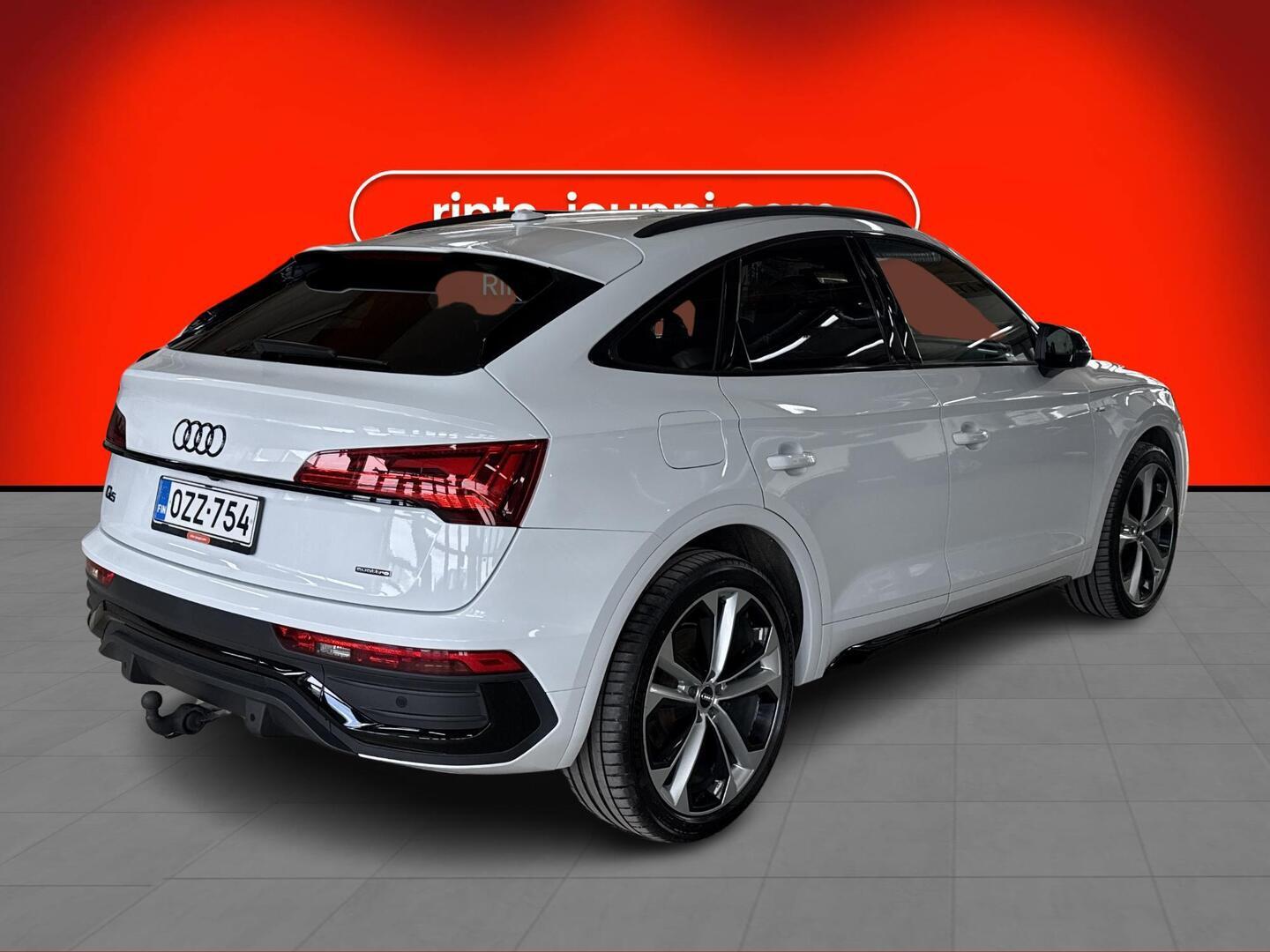AUDI Q5 2024