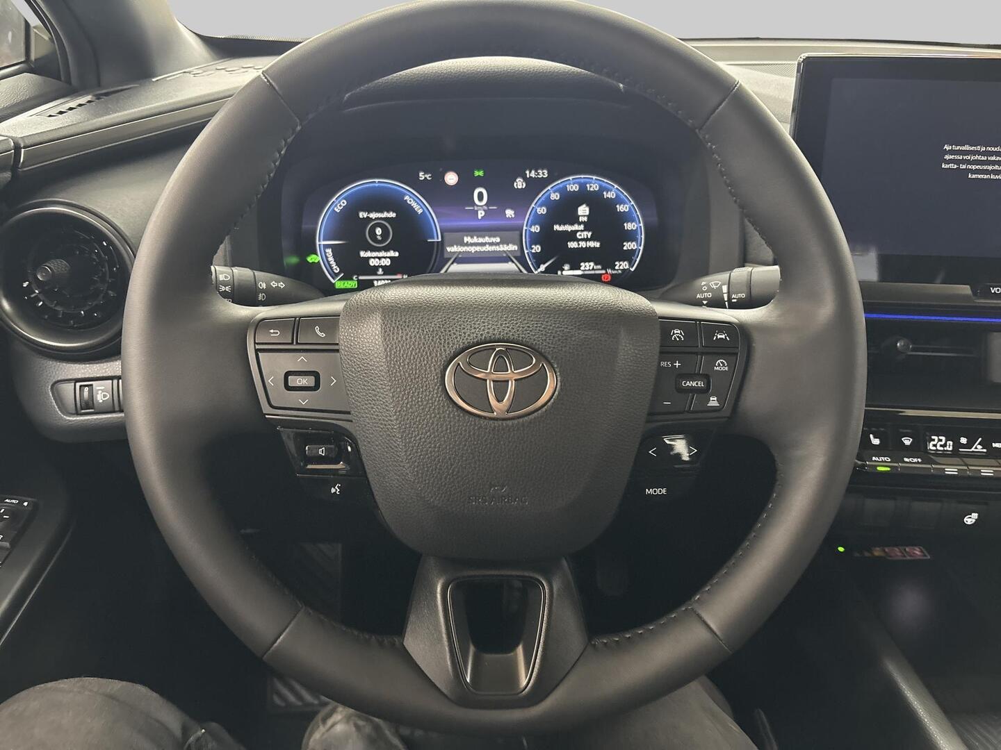 TOYOTA C-HR 2024