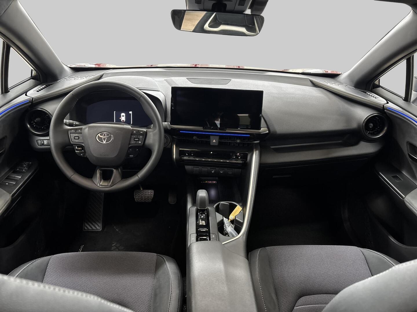 TOYOTA C-HR 2024