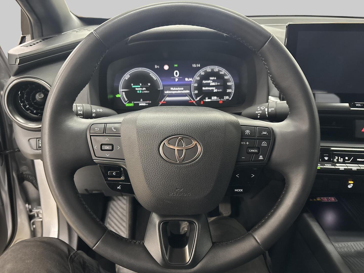 TOYOTA C-HR 2024