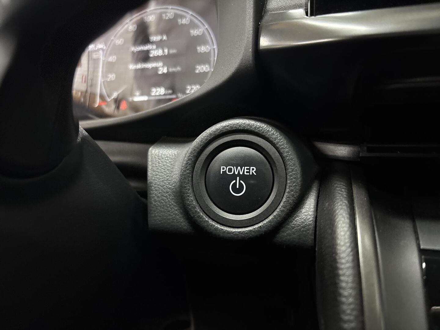 TOYOTA C-HR 2024