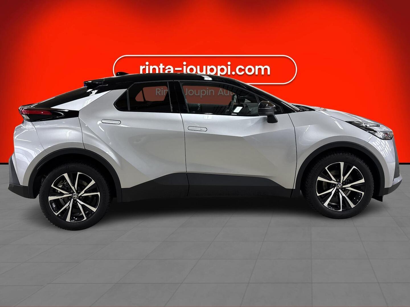 TOYOTA C-HR 2024
