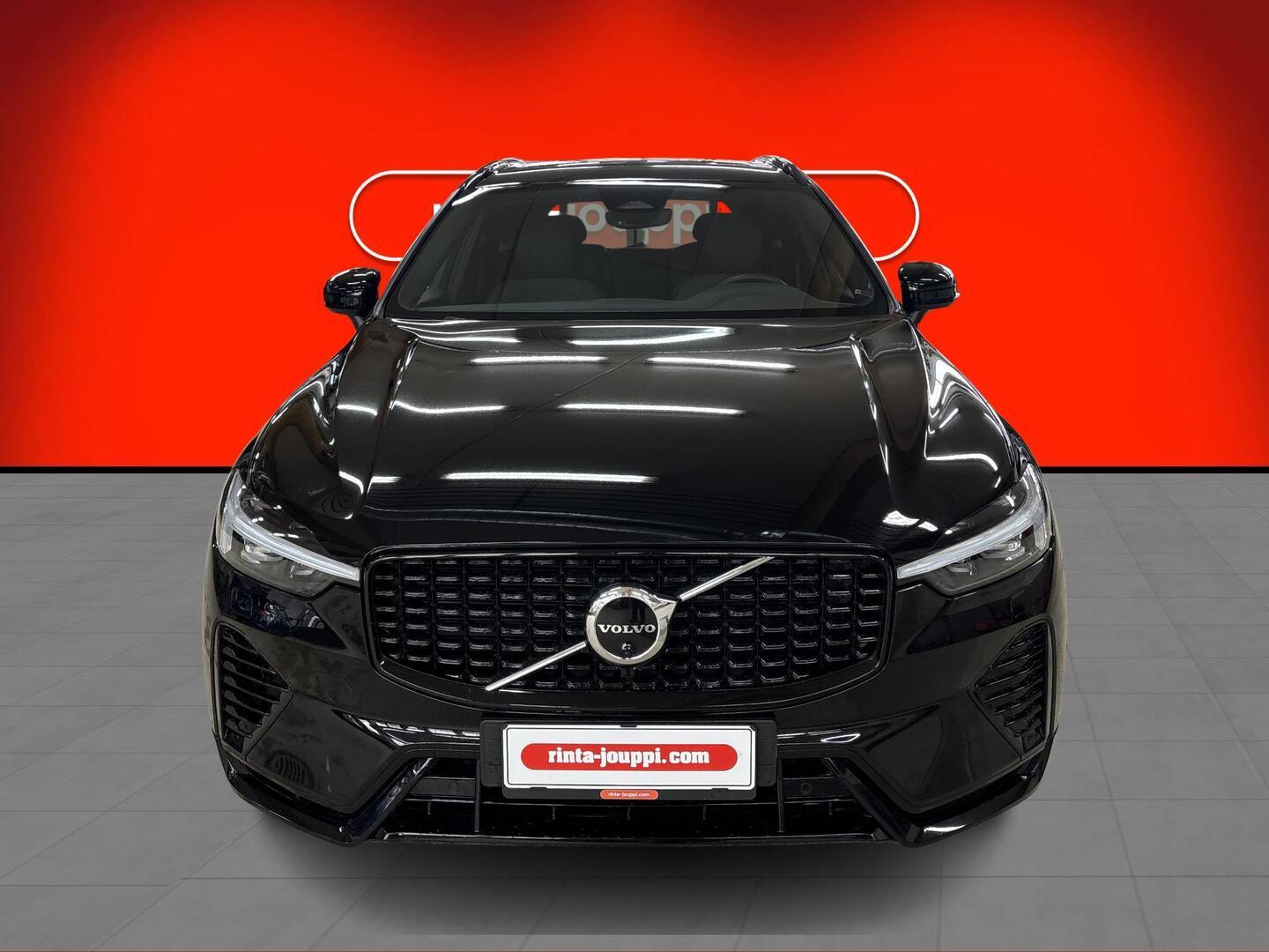 VOLVO XC60 2023