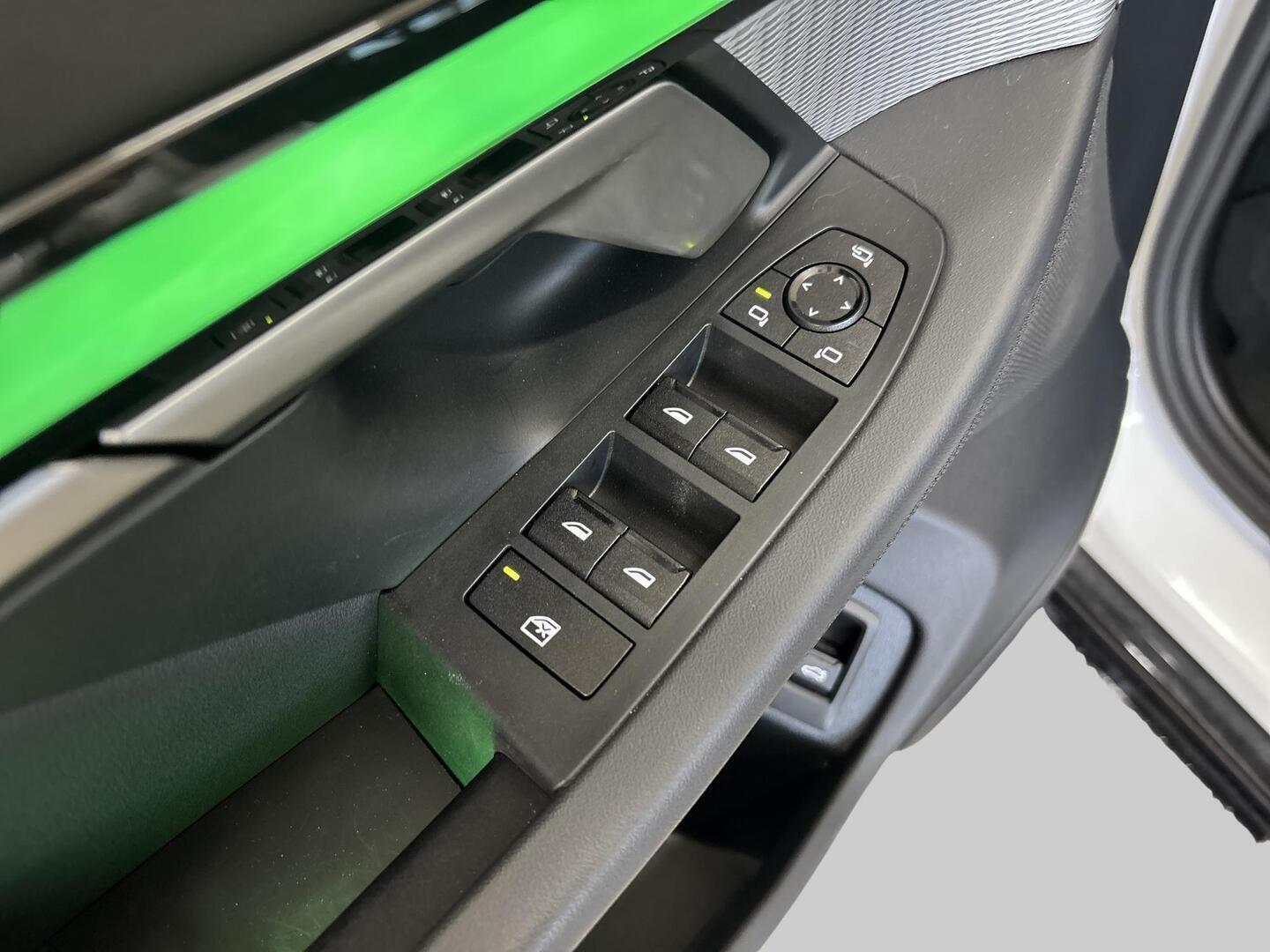 BMW I5 2025