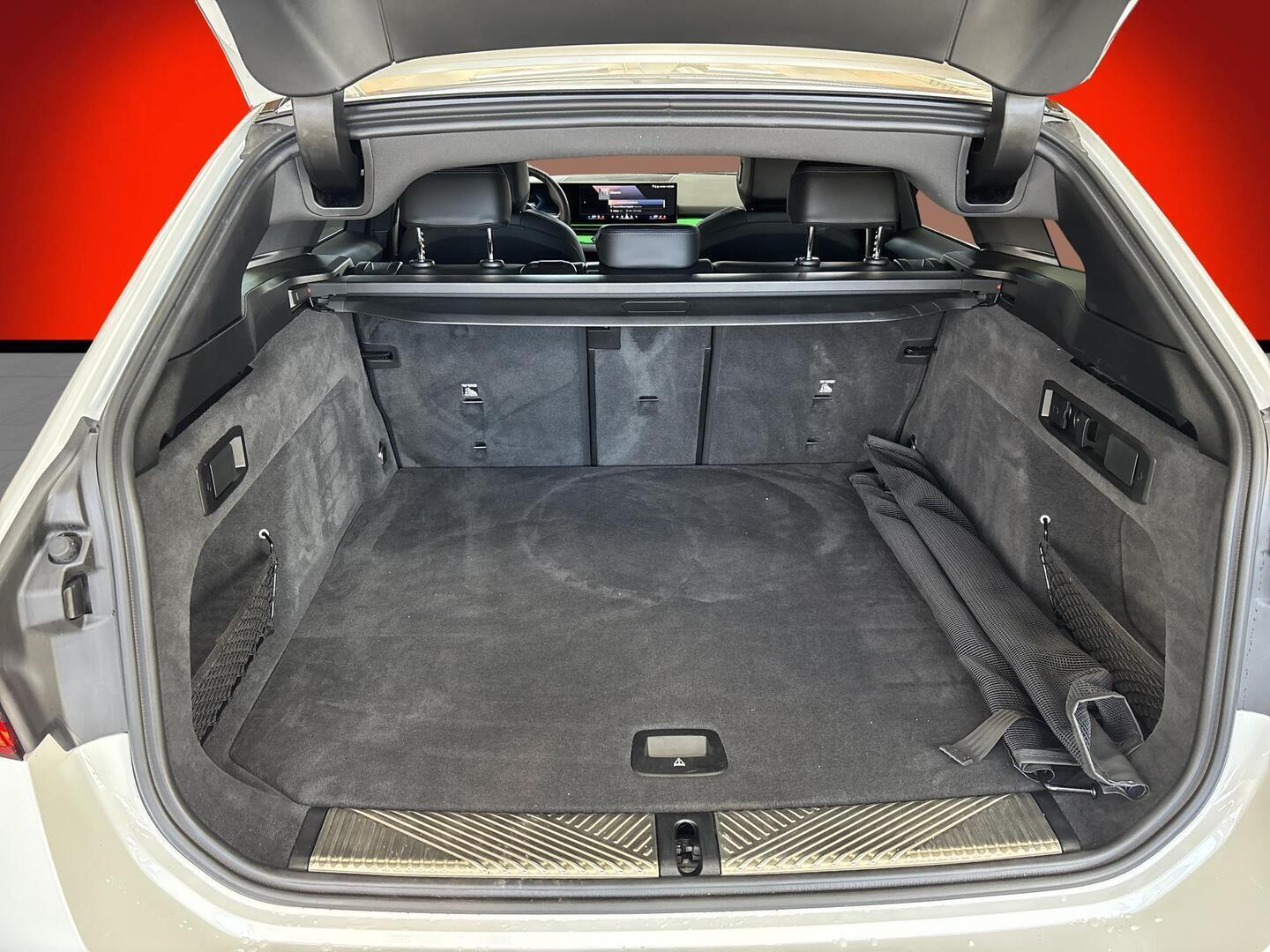 BMW I5 2025