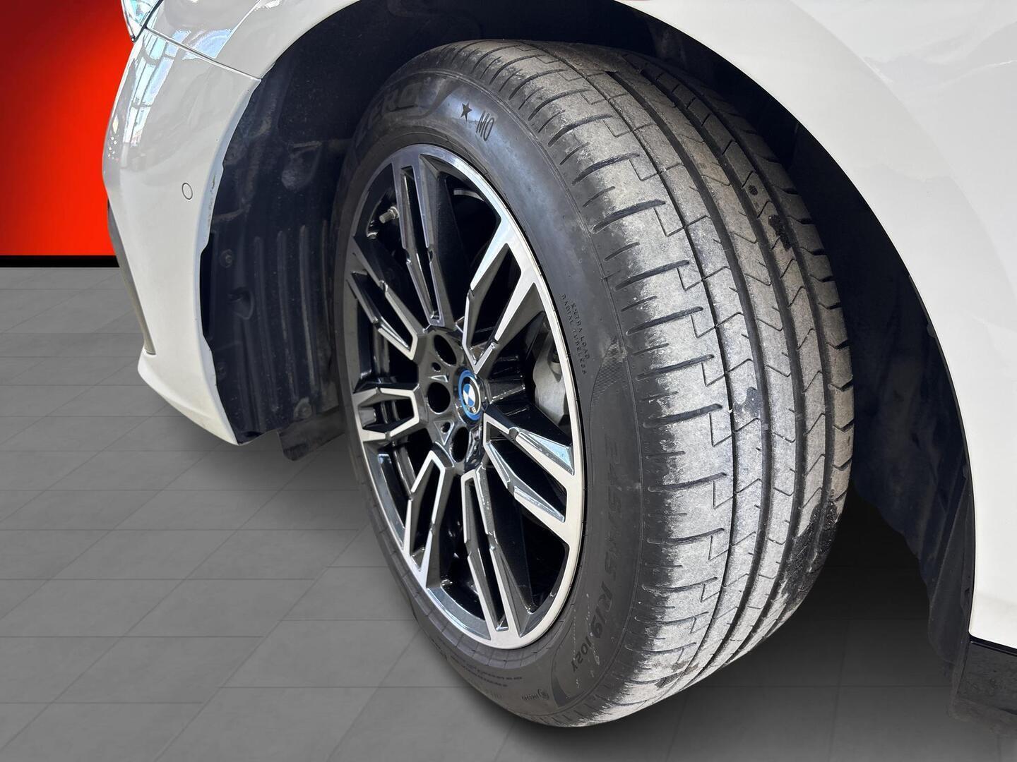 BMW I5 2025