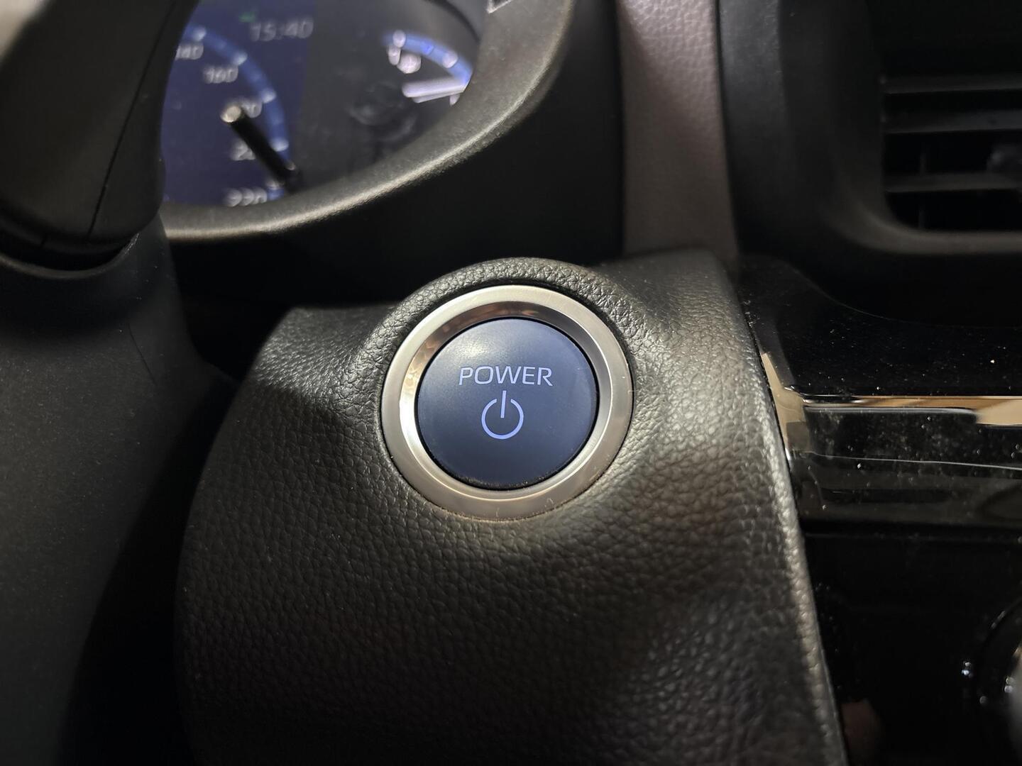 TOYOTA Yaris Cross 2022