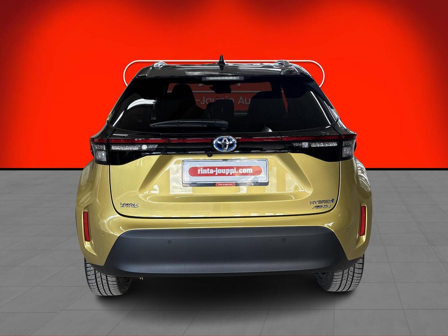 TOYOTA Yaris Cross 2022