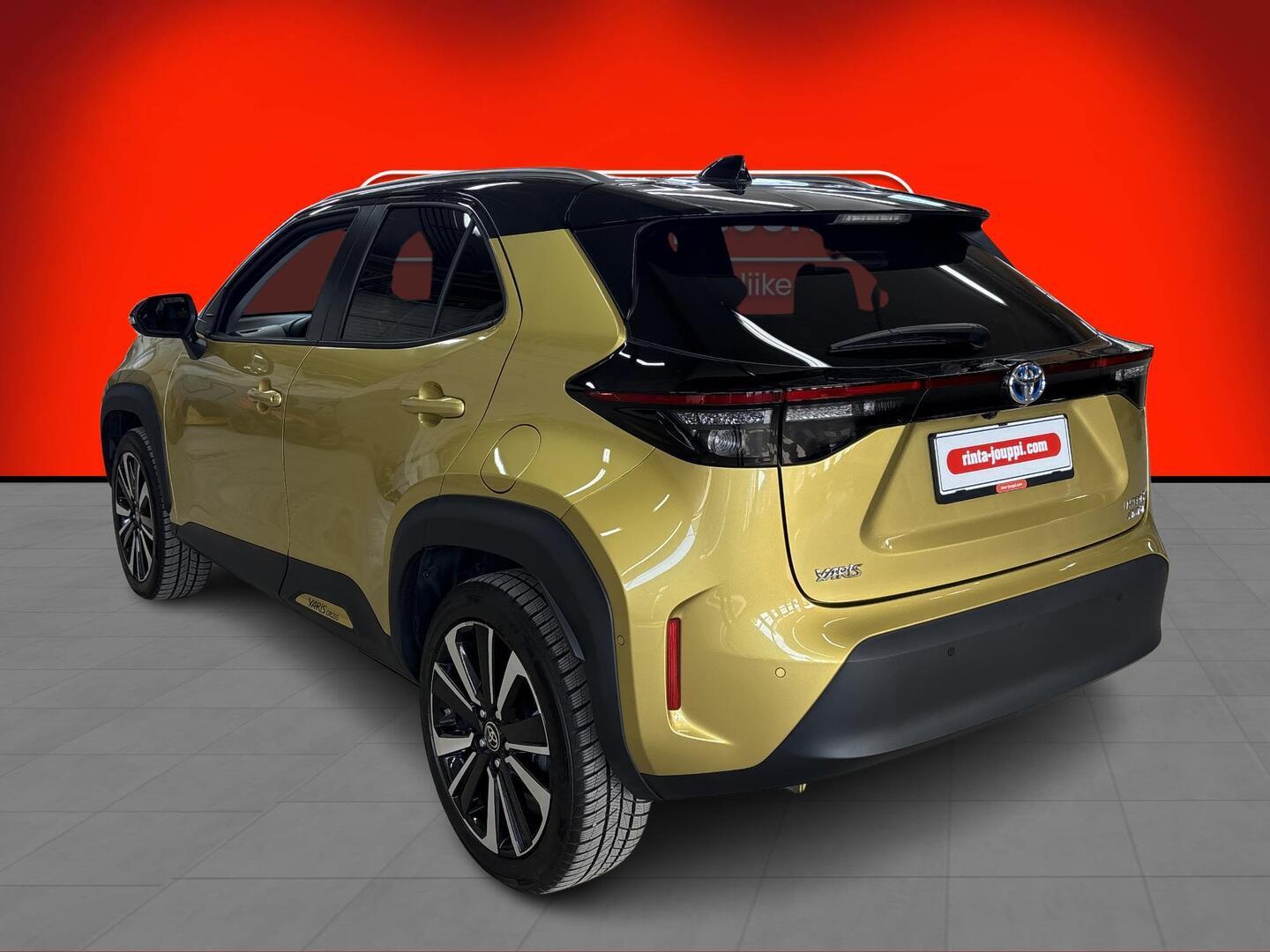 TOYOTA Yaris Cross 2022