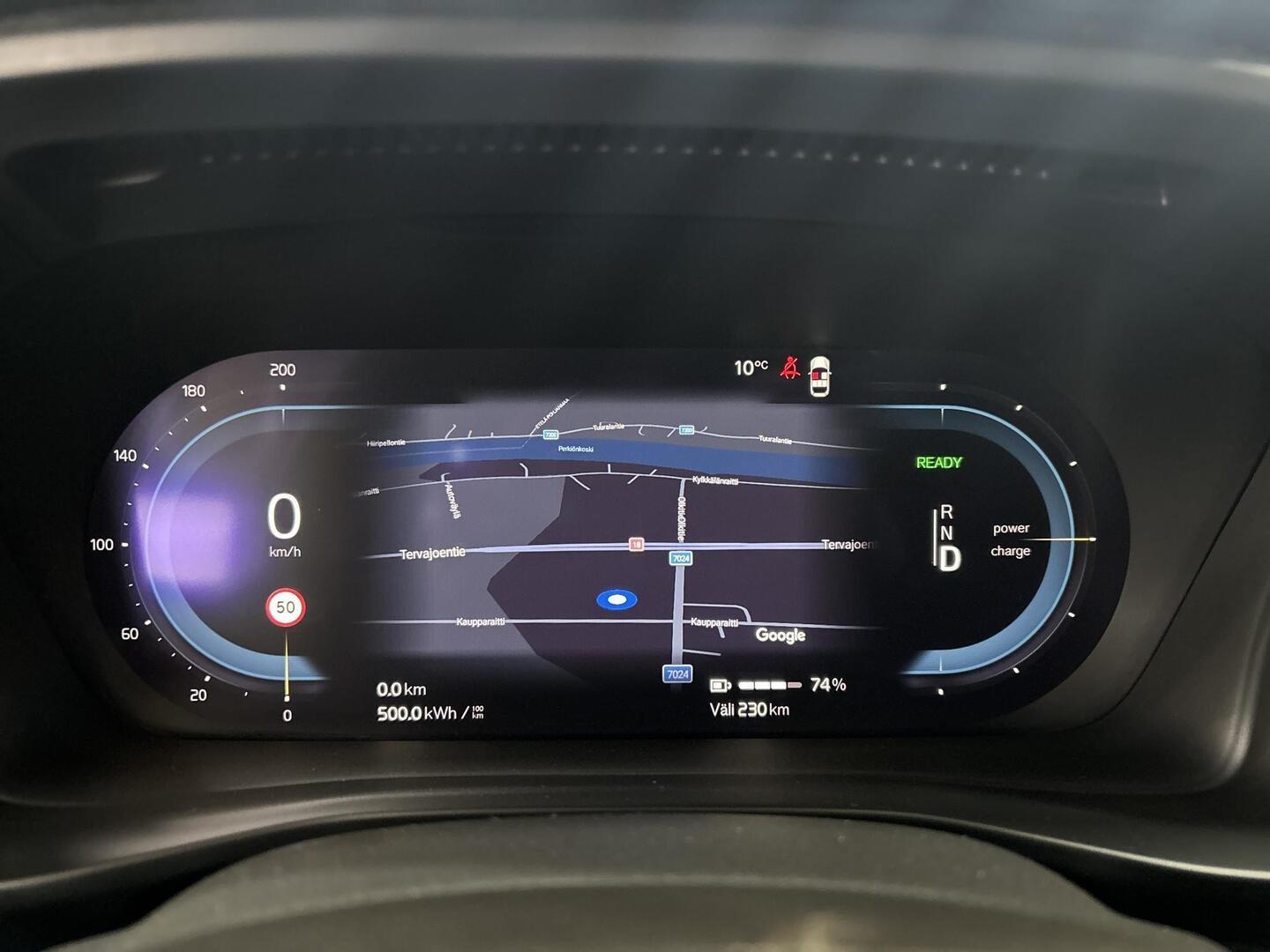 VOLVO XC40 2023