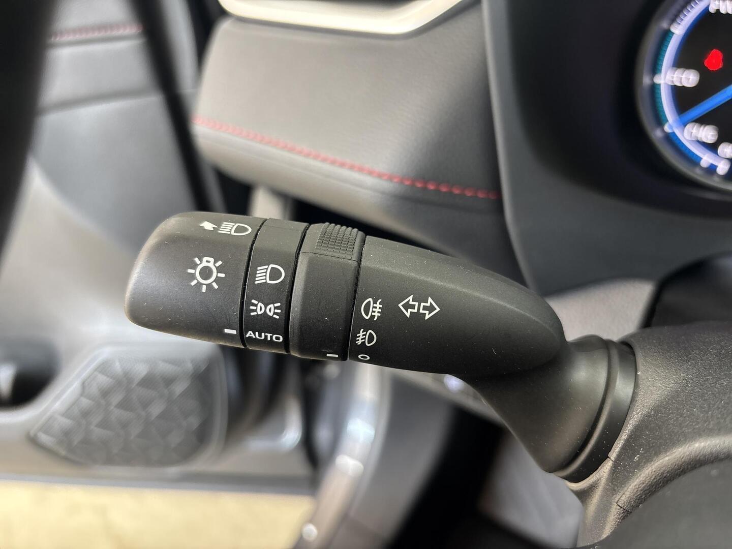 TOYOTA RAV4 PLUG-IN 2022