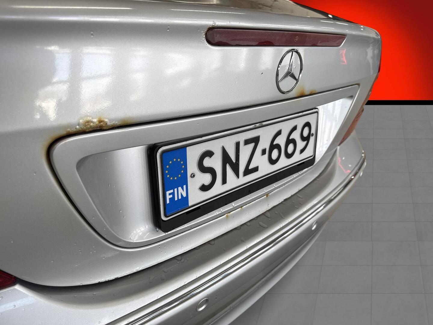 MERCEDES-BENZ C 2001
