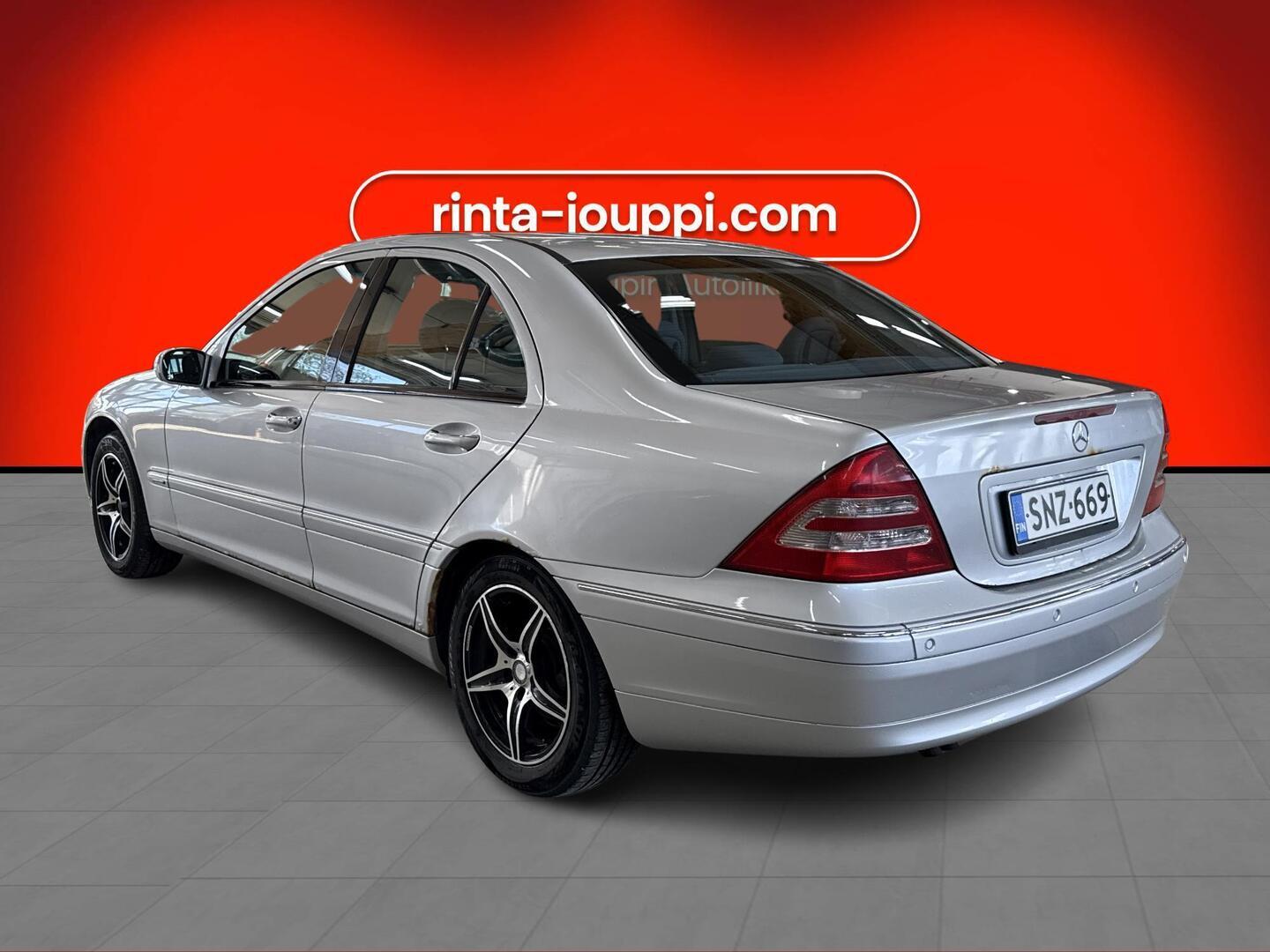 MERCEDES-BENZ C 2001