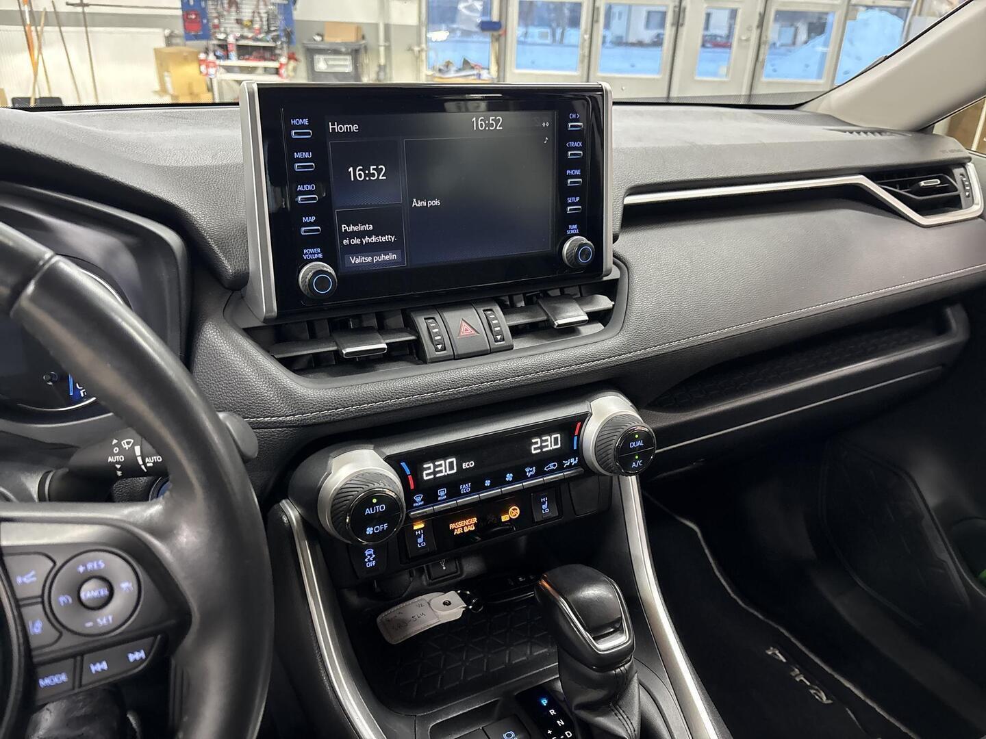 TOYOTA RAV4 2021
