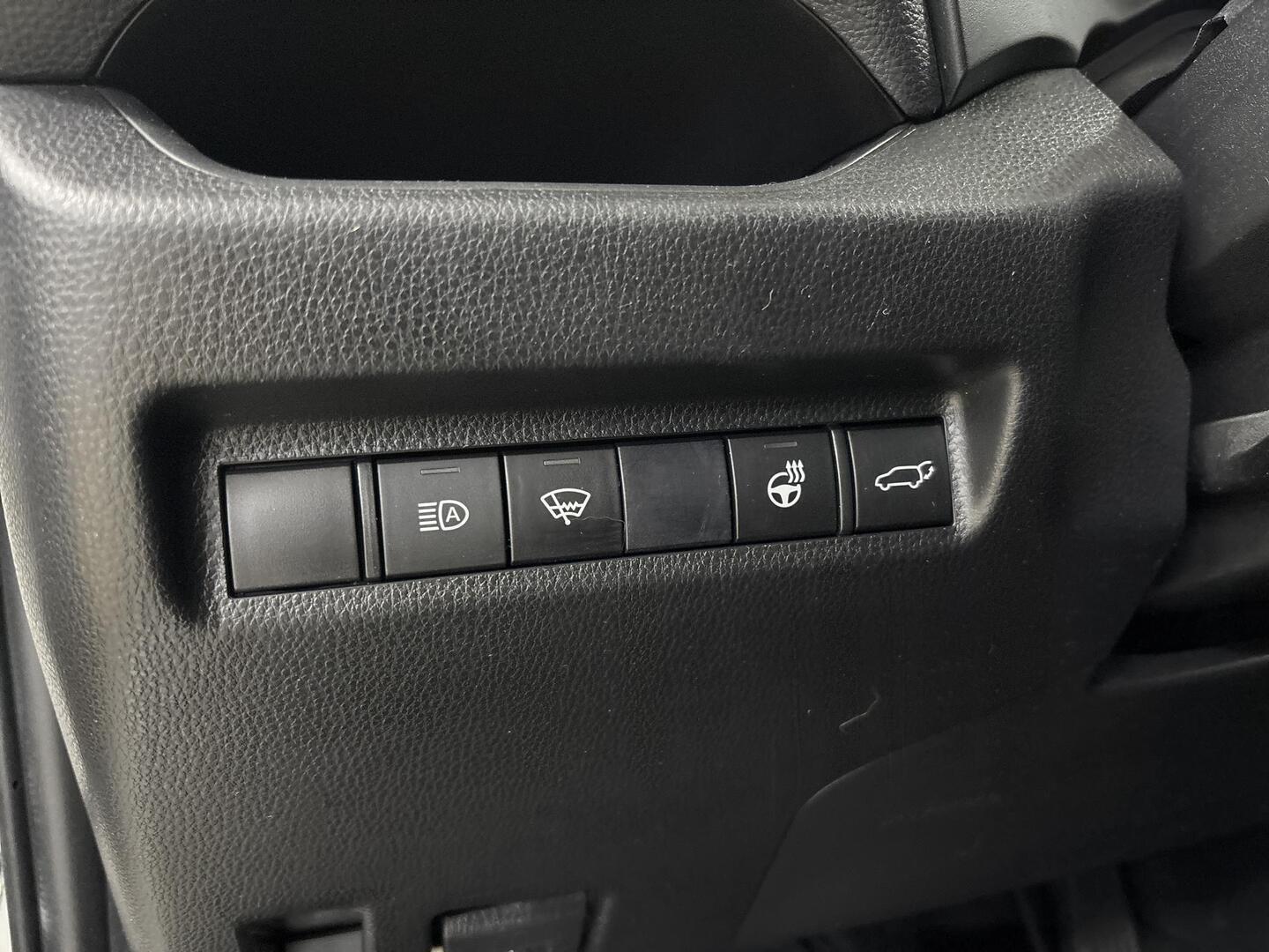 TOYOTA RAV4 2021