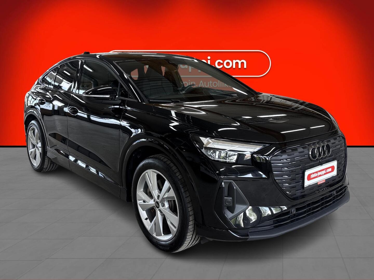 AUDI Q4 E-TRON 2024