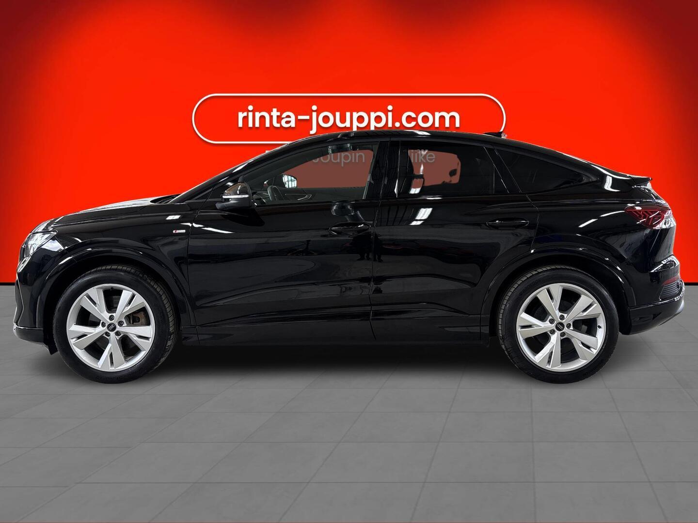 AUDI Q4 E-TRON 2024