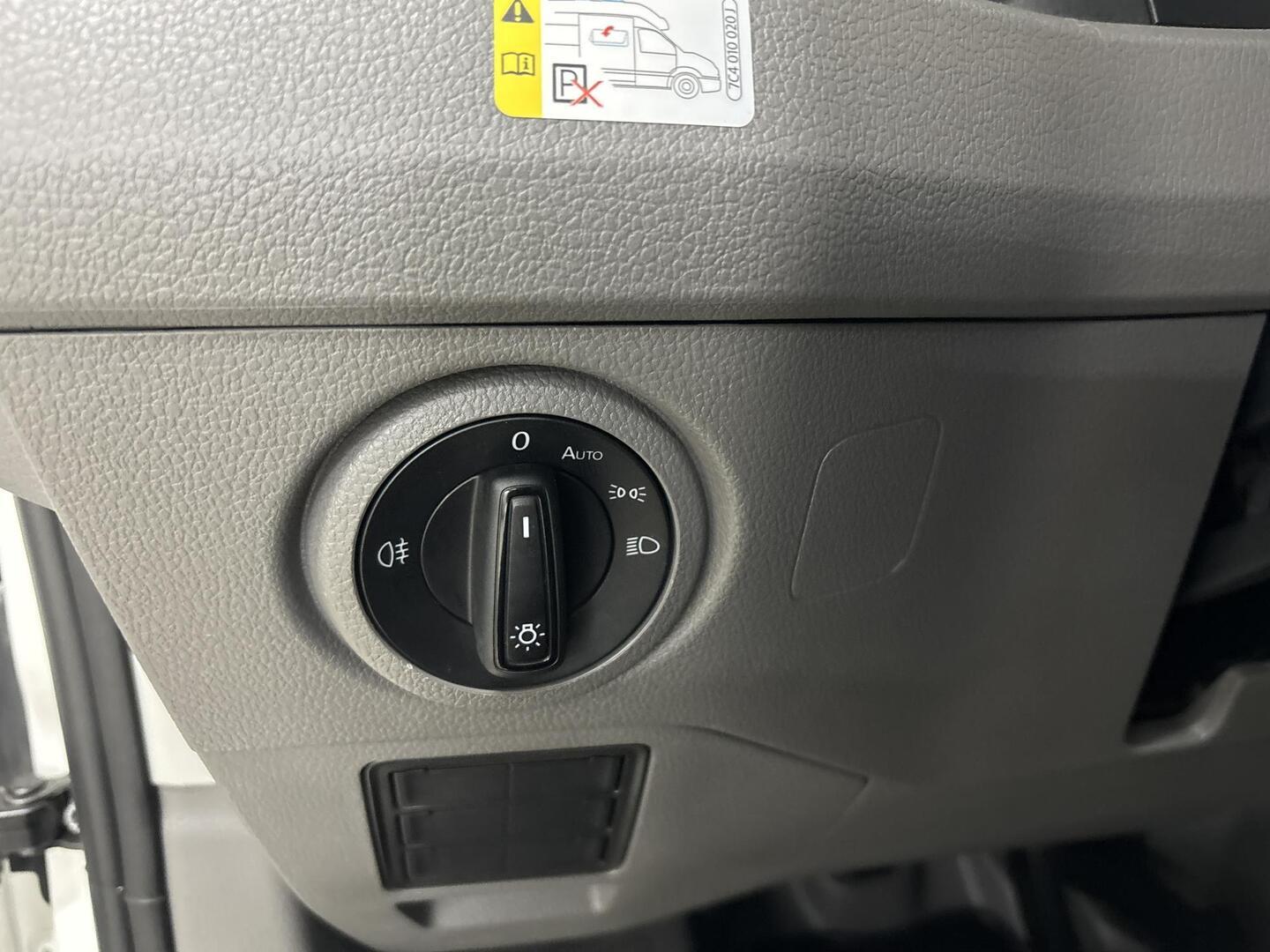 VOLKSWAGEN GRAND CALIFORNIA 600 2020