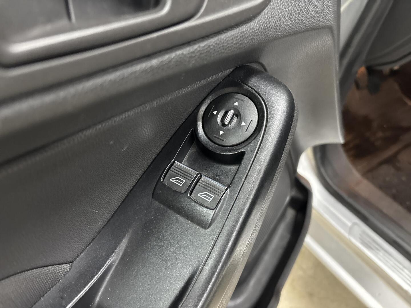 FORD Fiesta Van 2014