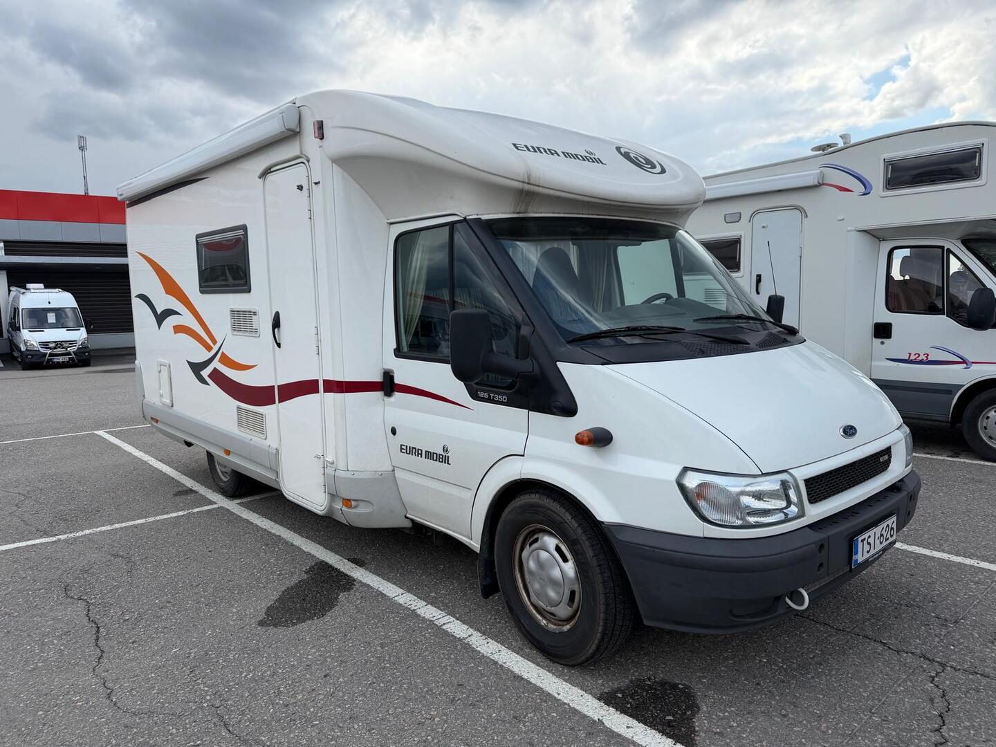 EURA MOBIL P662 HB 2006