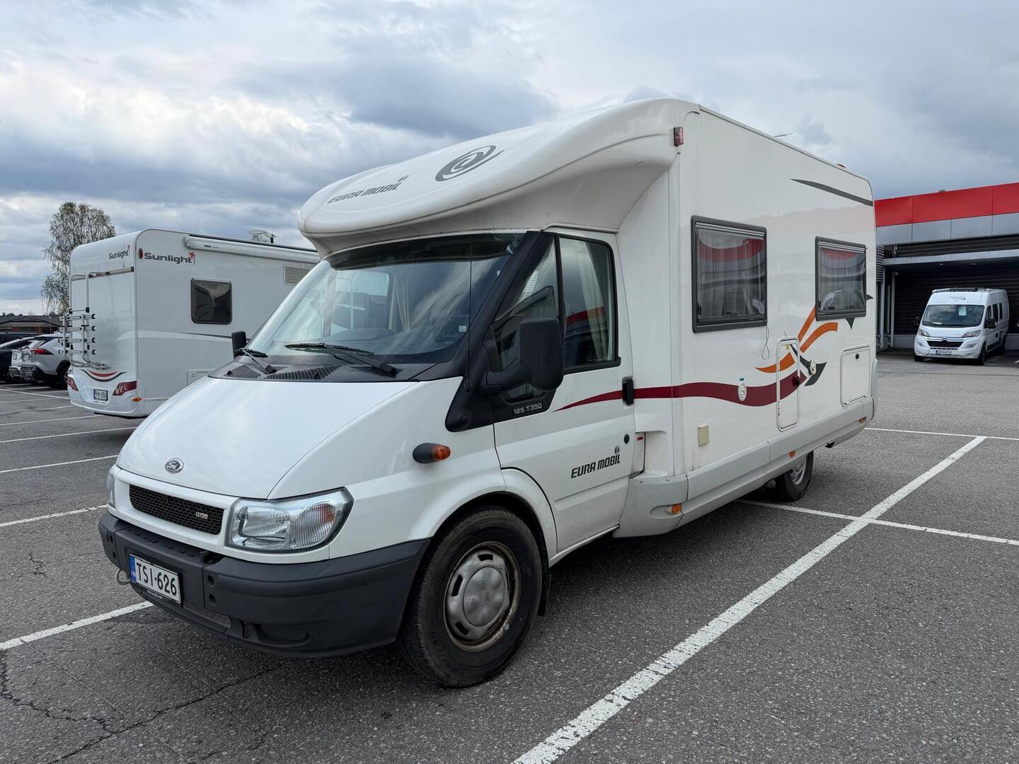 EURA MOBIL P662 HB 2006