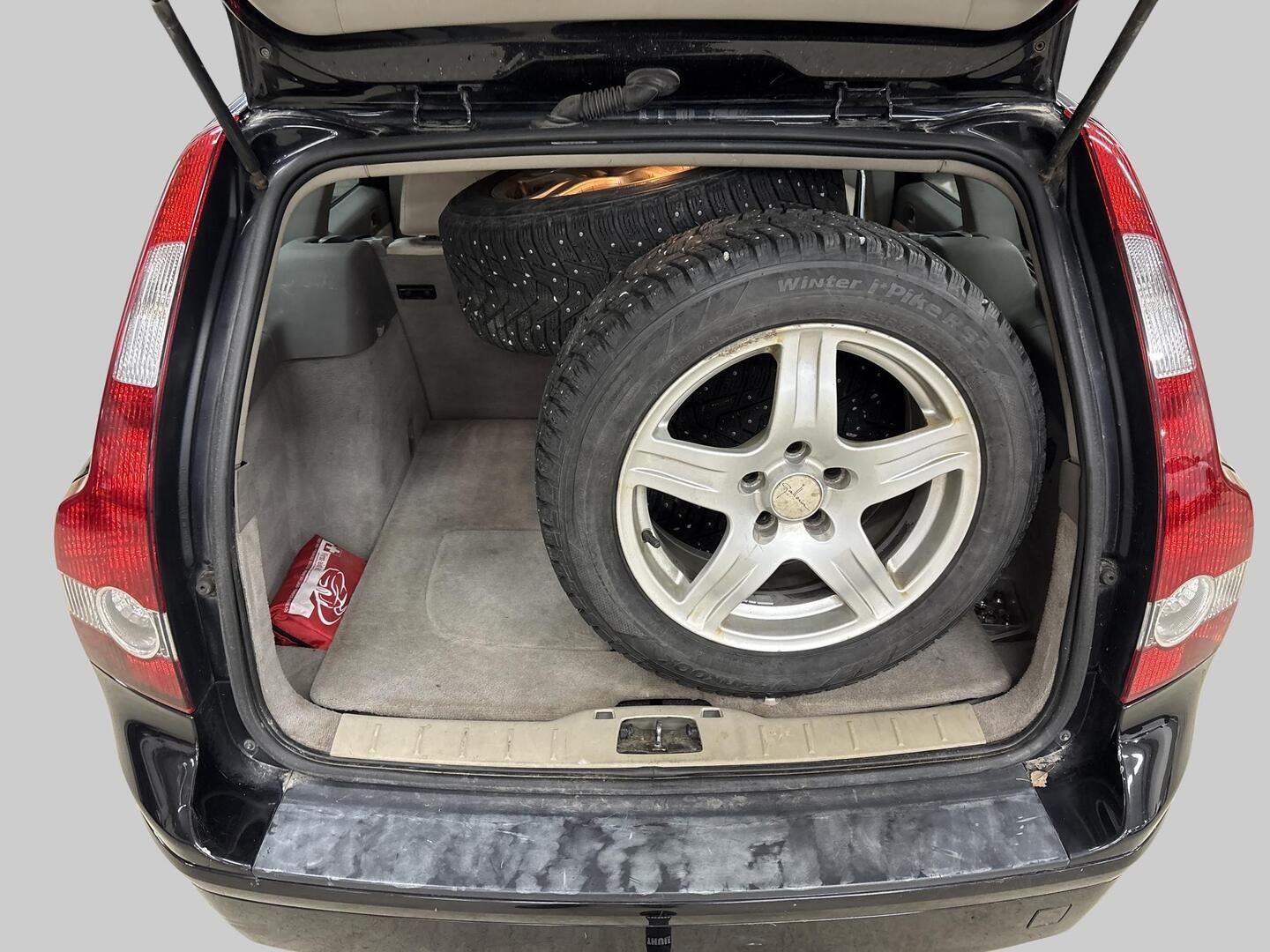 VOLVO V50 2004