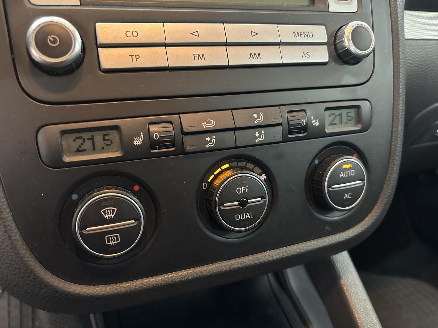 VOLKSWAGEN Golf 2008