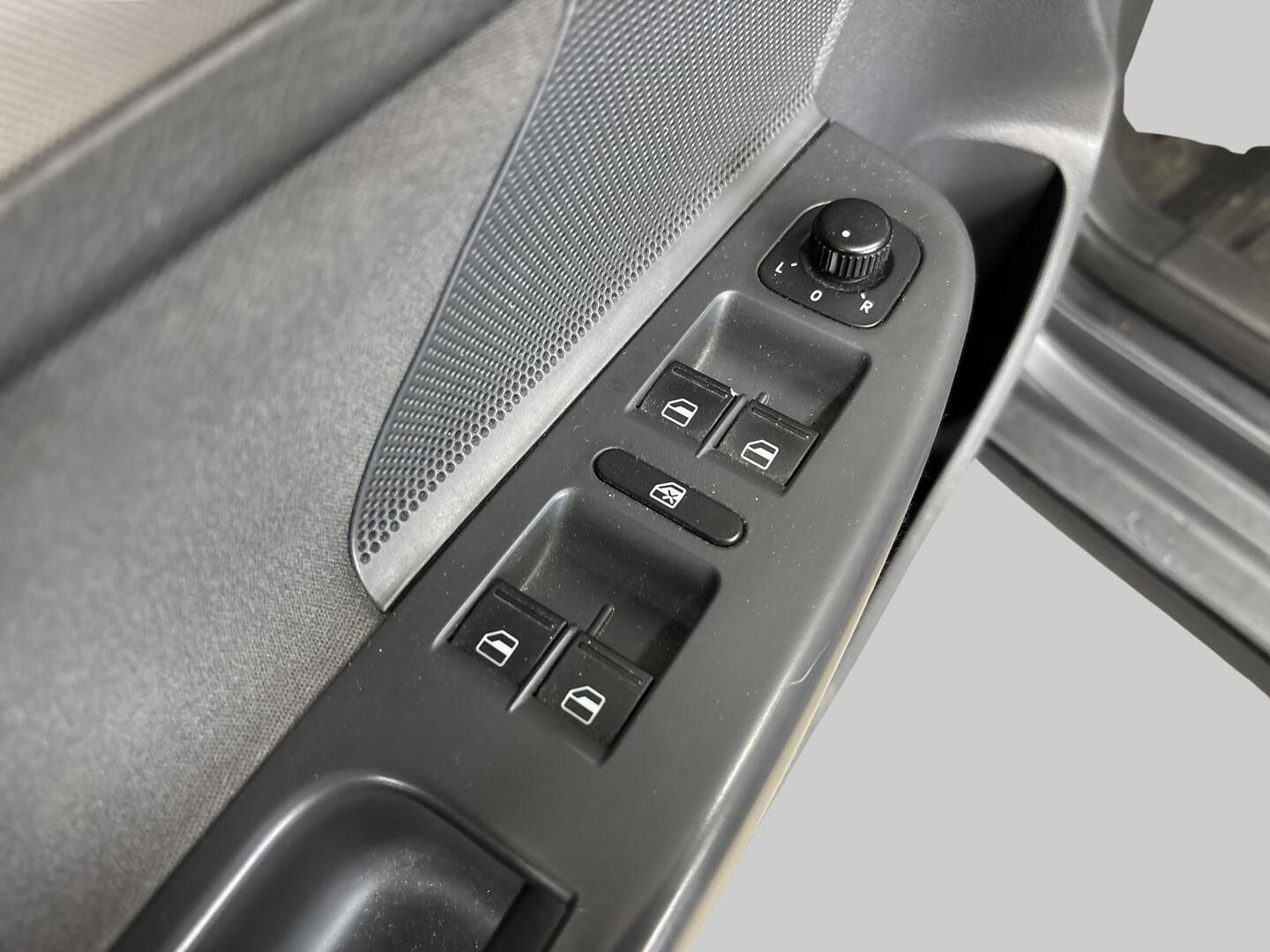 VOLKSWAGEN Golf 2008