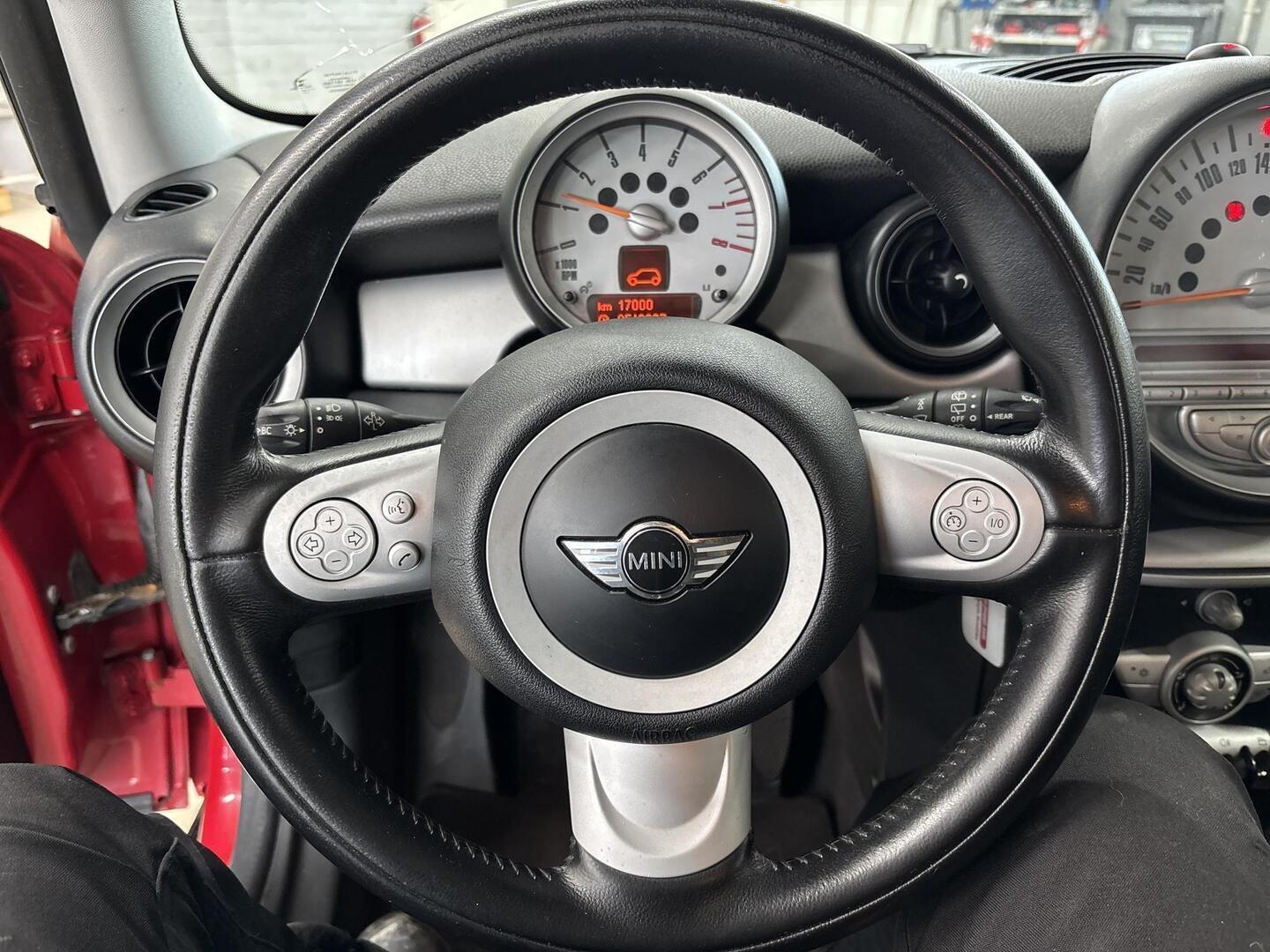 MINI Cooper 2010
