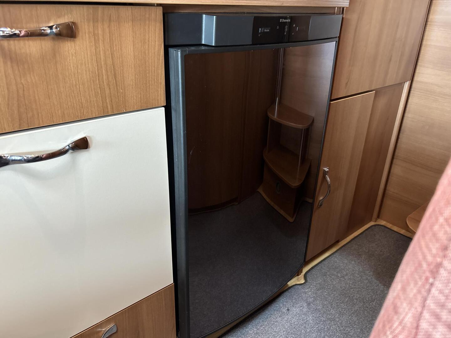 LMC LIBERTY I 520 2011